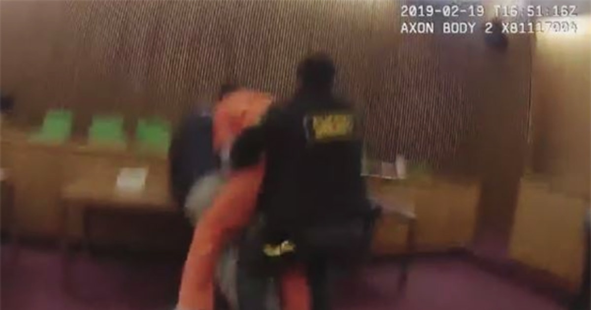 Ohio man punches lawyer in court after receiving 47year sentence