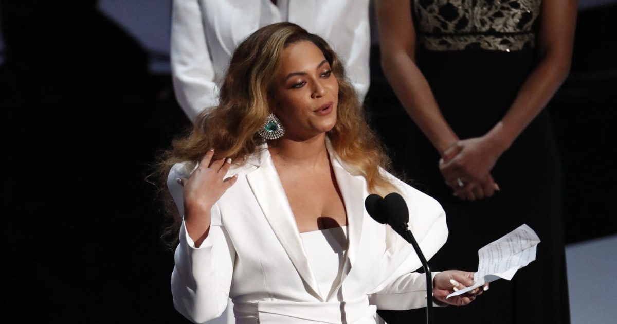Beyoncé wins entertainer of the year at NAACP Image Awards