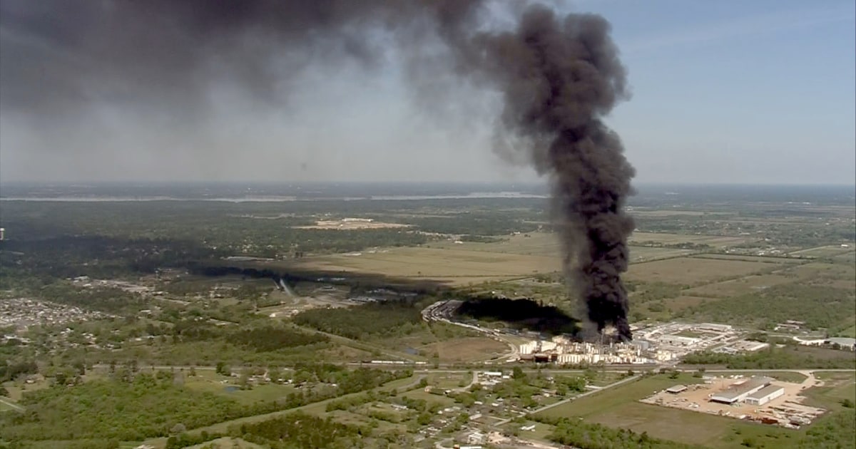 At Least 1 Dead, 2 Critically Injured In Houston Area Chemical Plant Fire