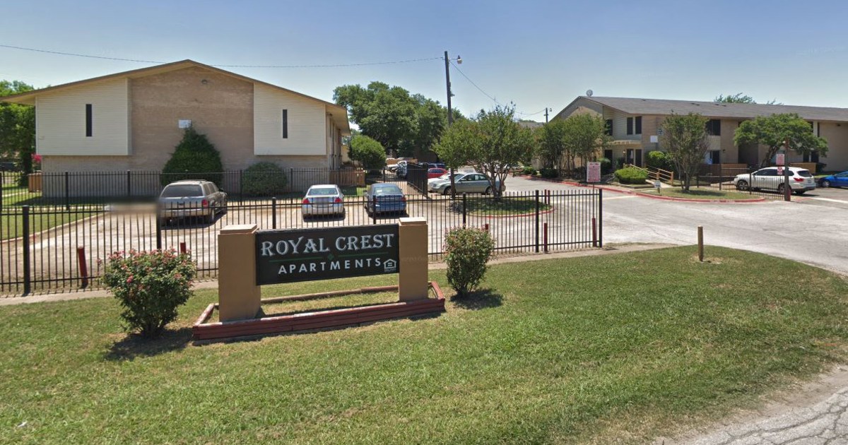 Transgender woman assaulted by 'mob' in Dallas, officials say