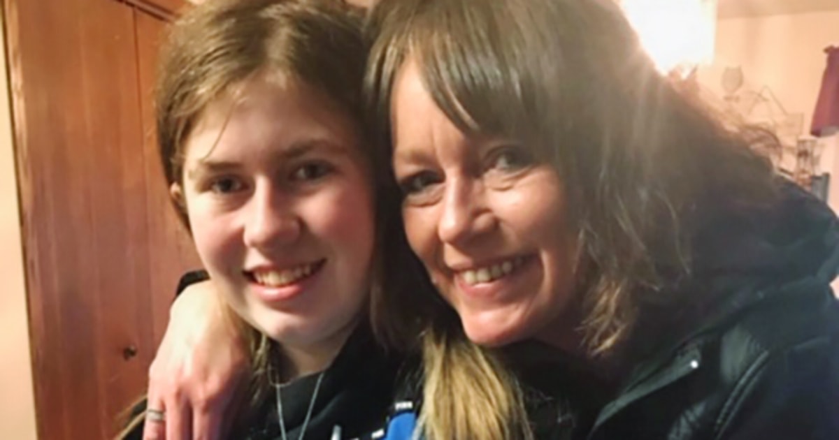 Missing Wisconsin teen Jayme Closs' family celebrates her return