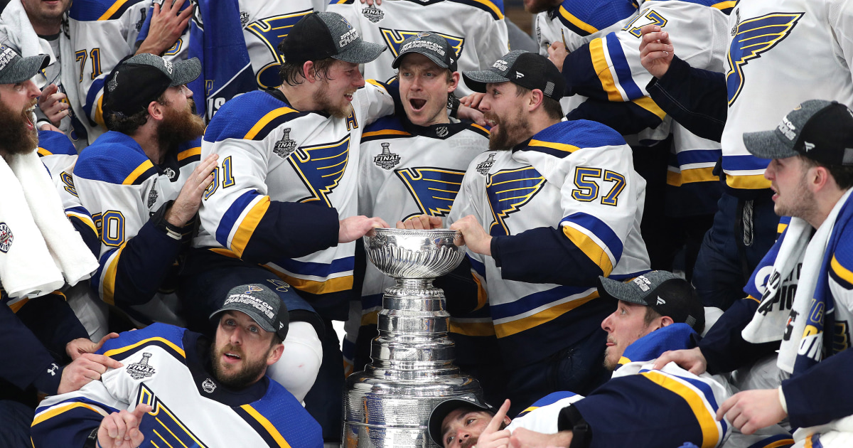 Jubilant St. Louis celebrates after Blues win first NHL title in