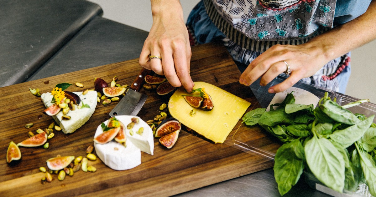 How to Make a Perfect Cheese Board (Tips & Tricks) Take Two Tapas