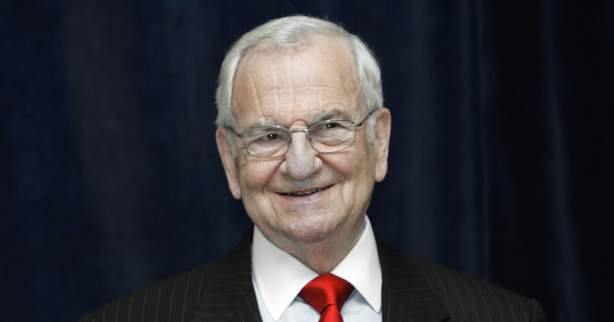 Auto industry icon Lee Iacocca is dead at 94