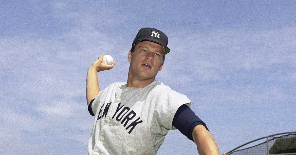 Jim Bouton, Yankees pitcher whose 'Ball Four' blew the whistle on