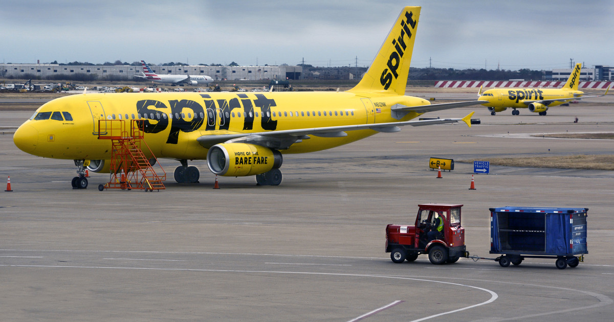 spirit-airlines-must-face-lawsuit-over-gotcha-carry-on-bag-fees