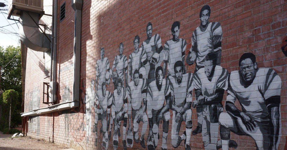 14 black football players kicked off team over protest armbands are