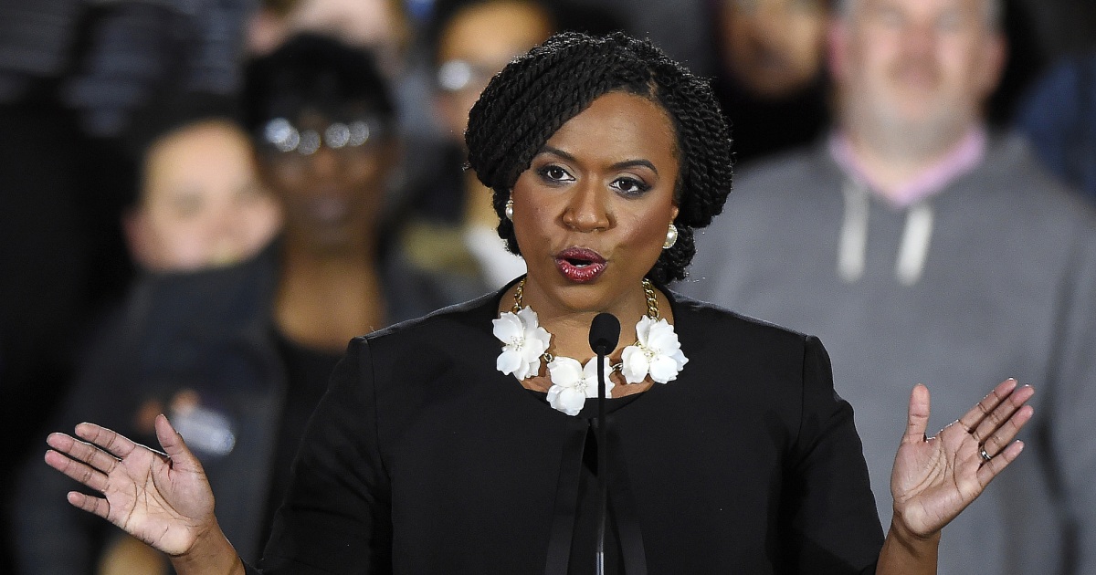 Ayanna Pressley endorses Elizabeth Warren for president, splitting with ...