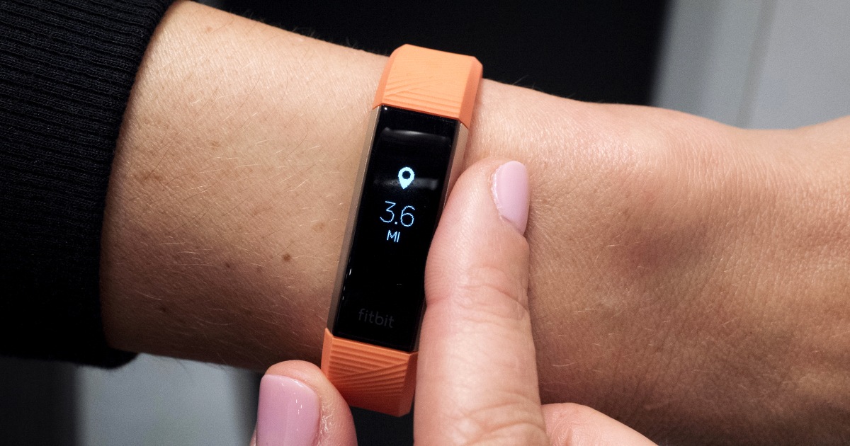 google wear fitbit