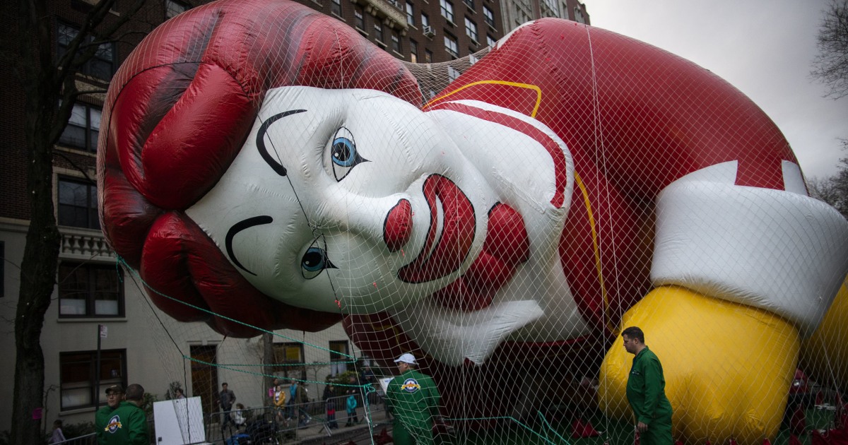 Thanksgiving Day Parade balloons, Trump's trade war, and what to binge ...