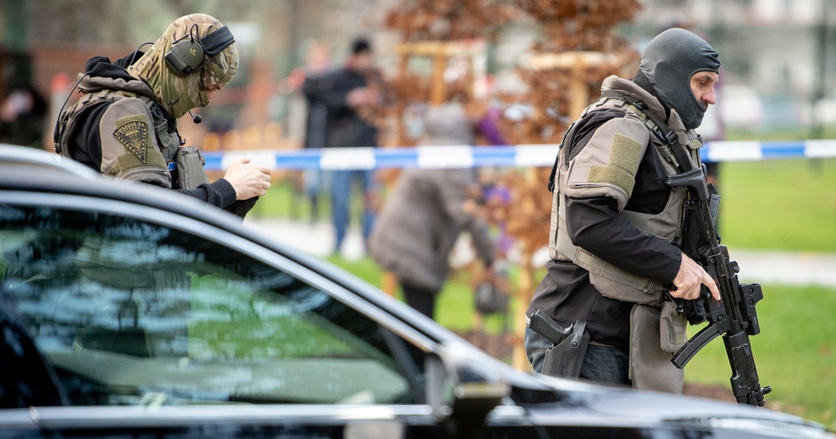 Suspect shoots 6 dead in Czech hospital, then kills self