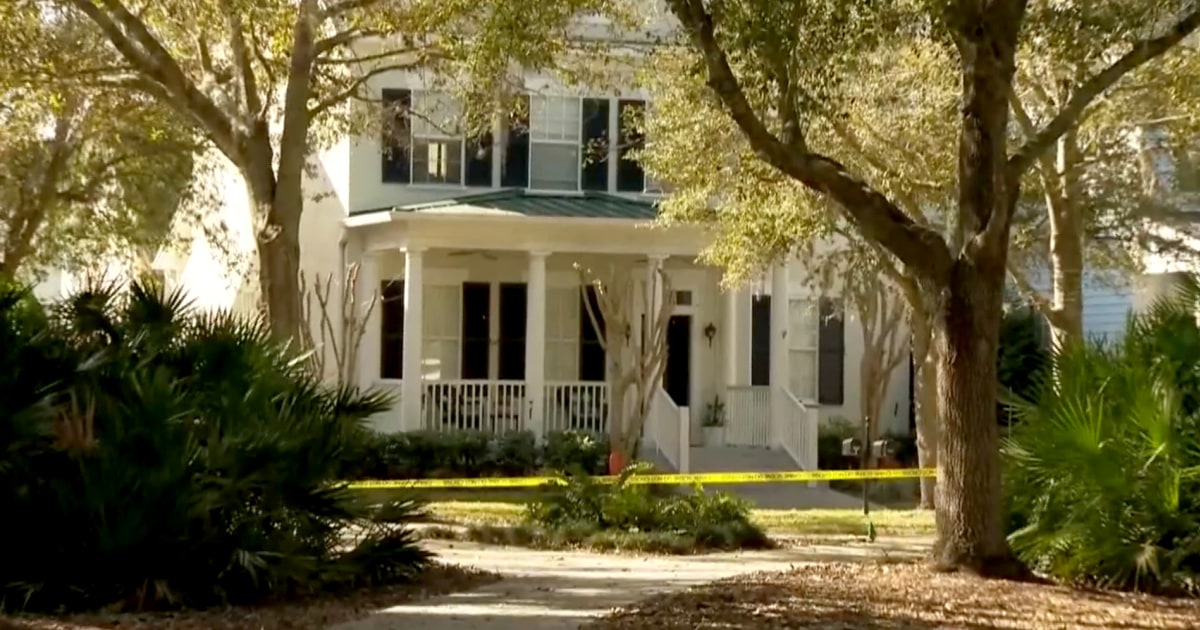 4 bodies found in Florida home near Disney World, suspect in custody