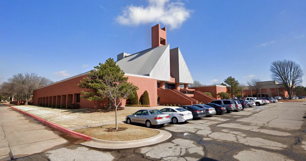 oklahoma-college-recruiter-fired-for-allegedly-lining-up-teens-by-skin