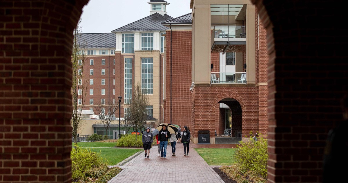 Student sues Liberty University, demands refund over coronavirus response