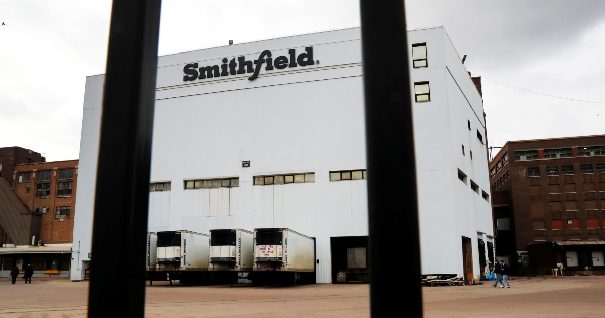 Language barriers helped turn Smithfield Foods meat plant into COVID19