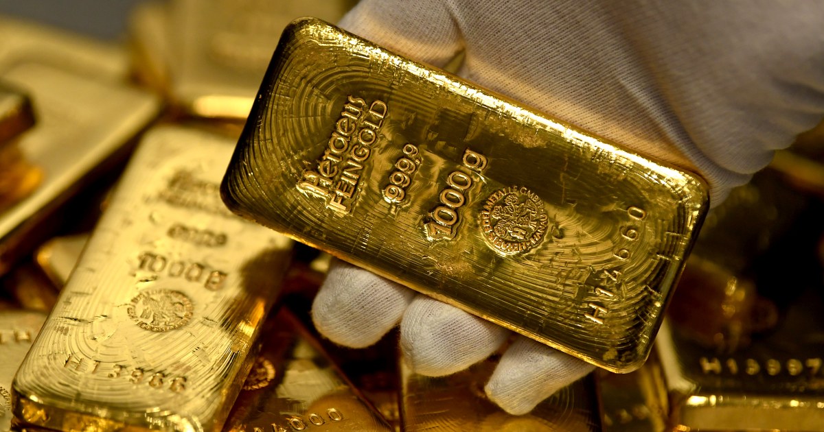 How Much is a Gold Bar Worth? - Benzinga