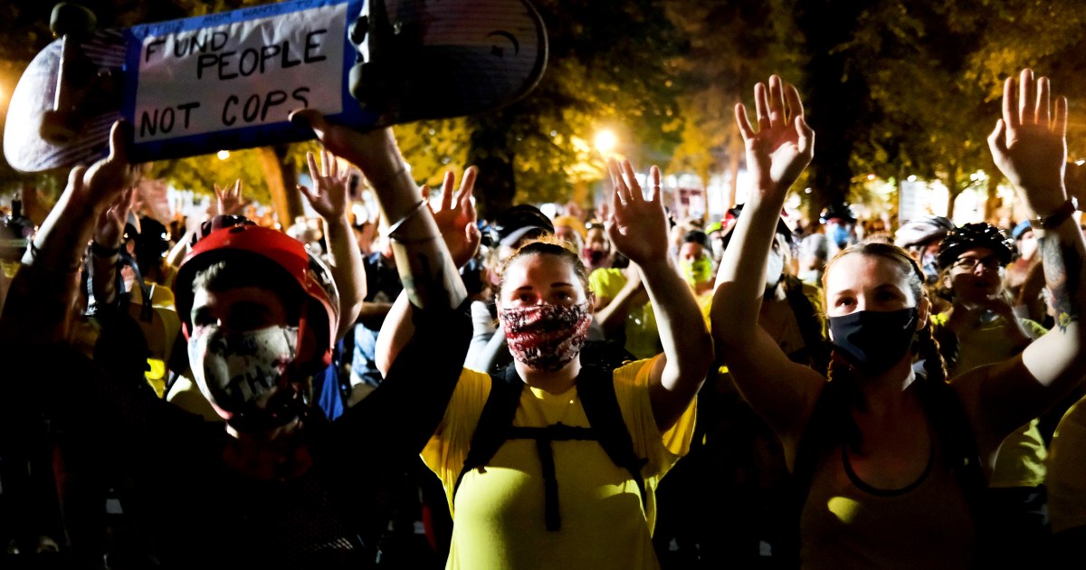 Portland protests peaceful after federal officers scale back presence