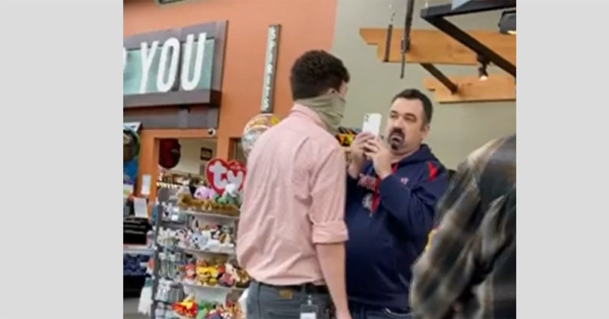 Unmasked man in Washington grocery store speaks out after video goes viral