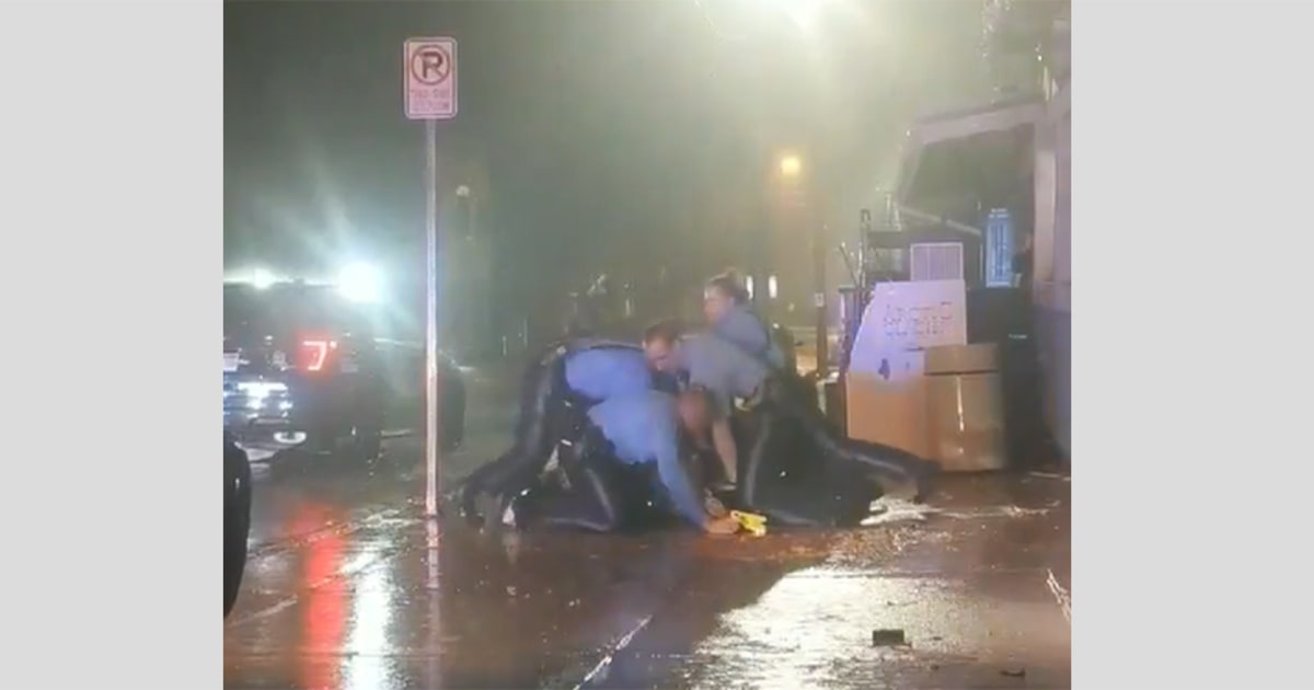 Michigan police officer on leave, probe launched after violent arrest