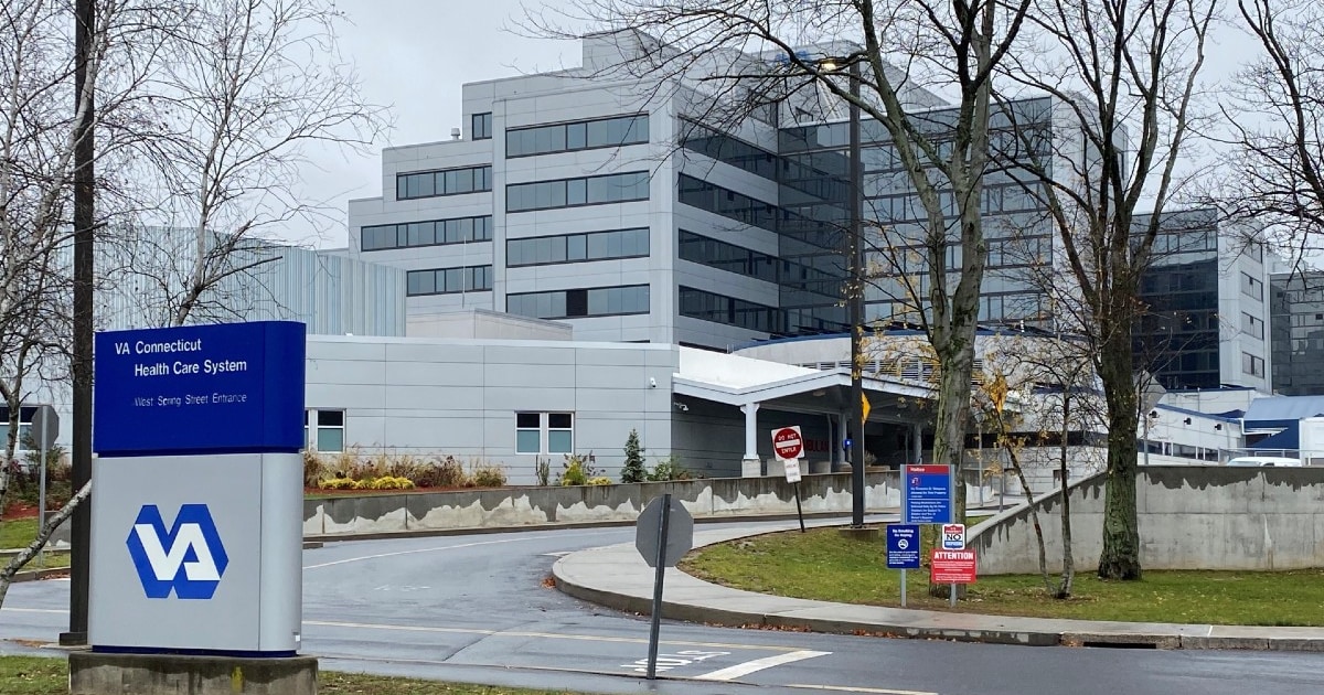 2 killed as explosion rocks Veterans Affairs hospital campus in Connecticut
