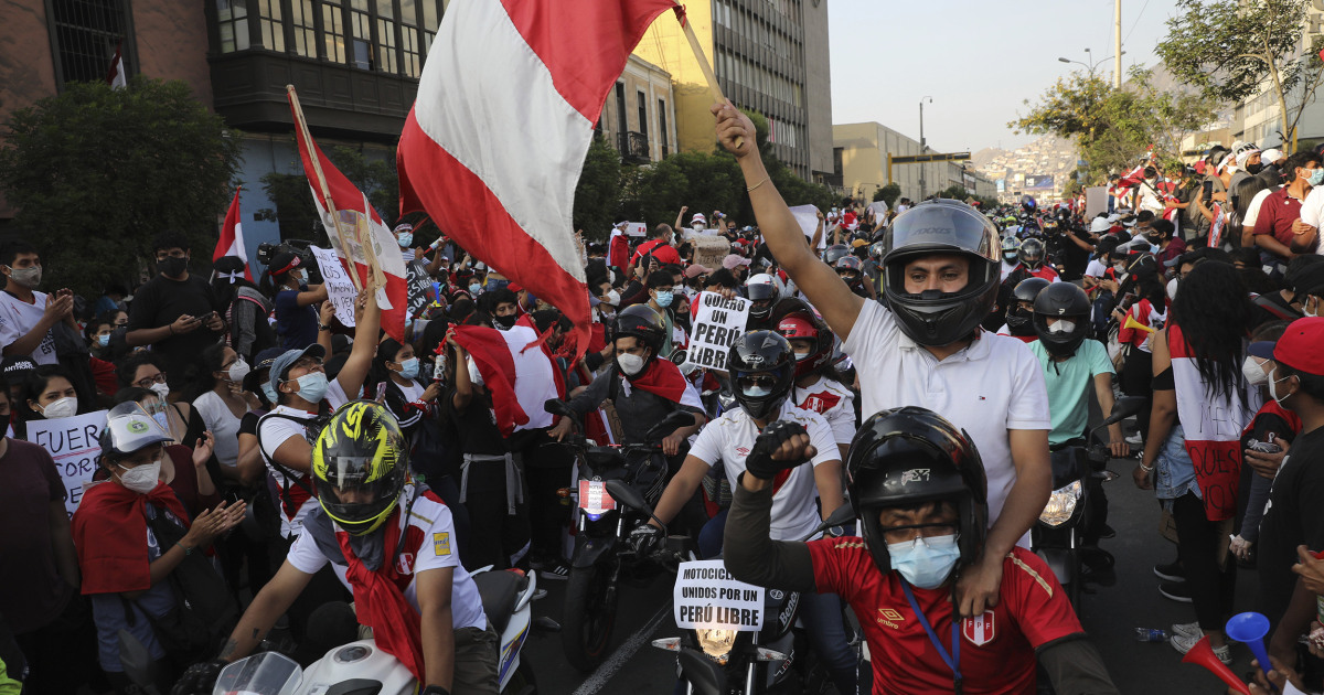 In growing crisis, Peru seeks a third president in a week