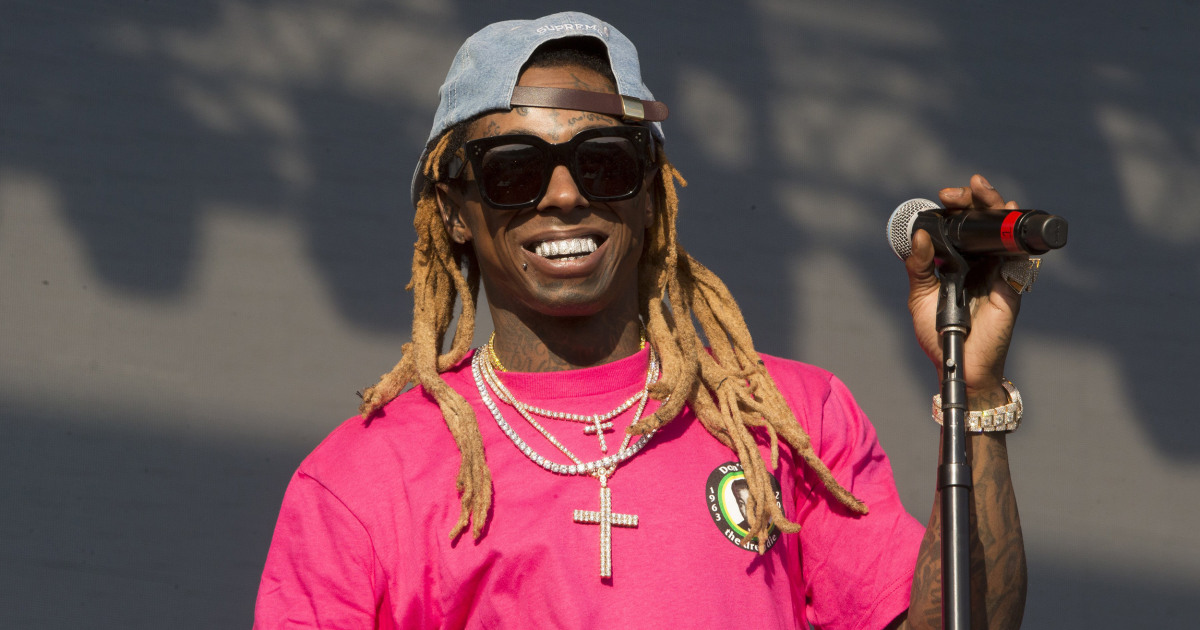 Rapper Lil Wayne charged with federal gun offense in Florida, faces 10 ...