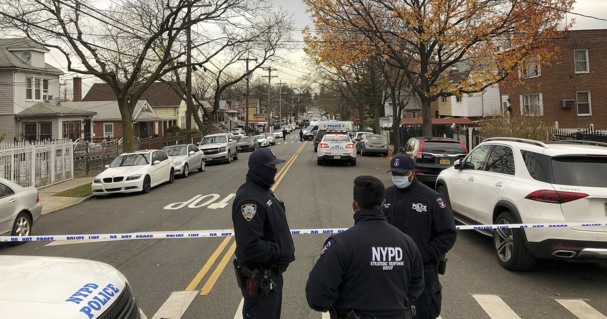 Suspect Killed, 2 U.S. Marshals Wounded In Bronx Shootout, Sources Say