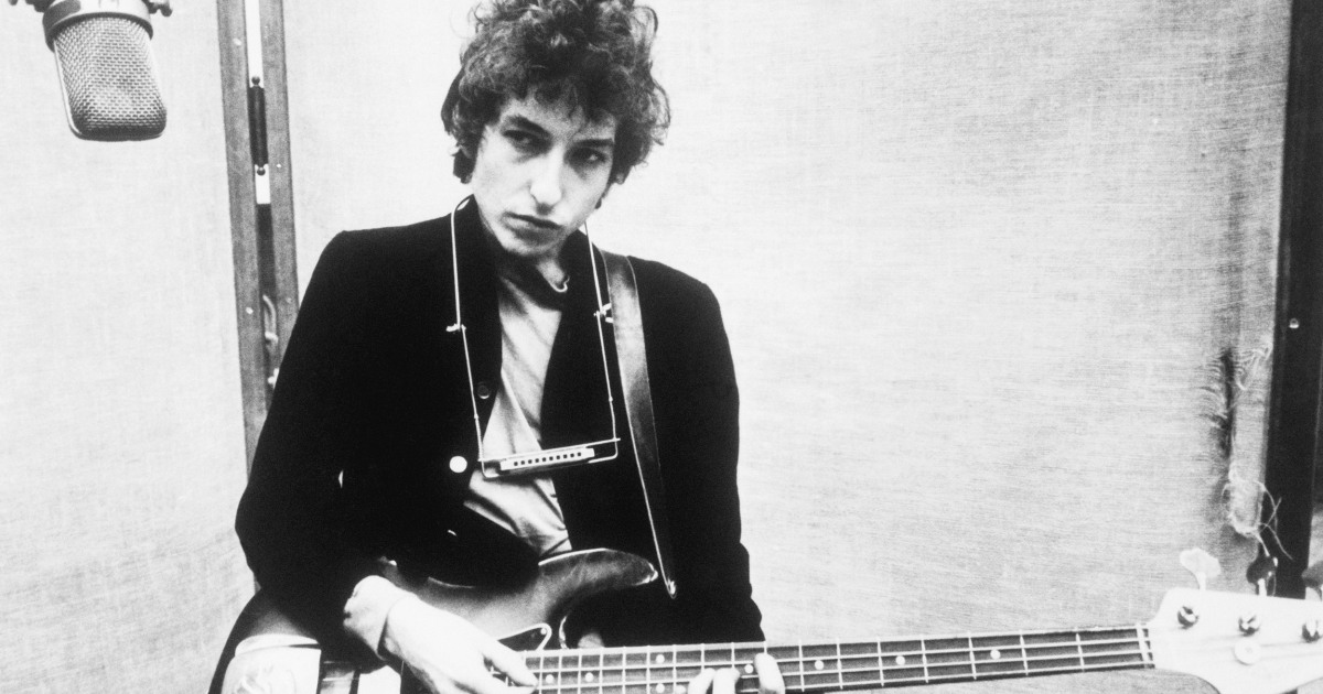 Why buying Bob Dylan's songwriting catalog is a boon for Universal