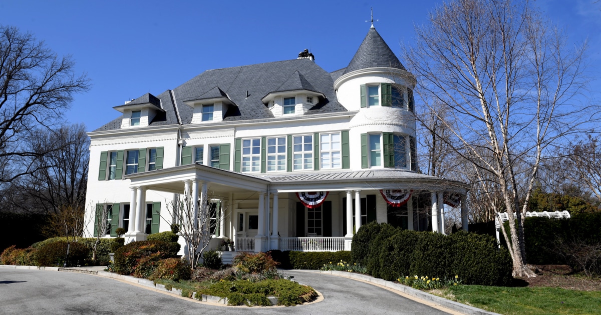 Vice President House Christmas 2022 Vice President Harris And Husband To Move Into Renovated Official Residence