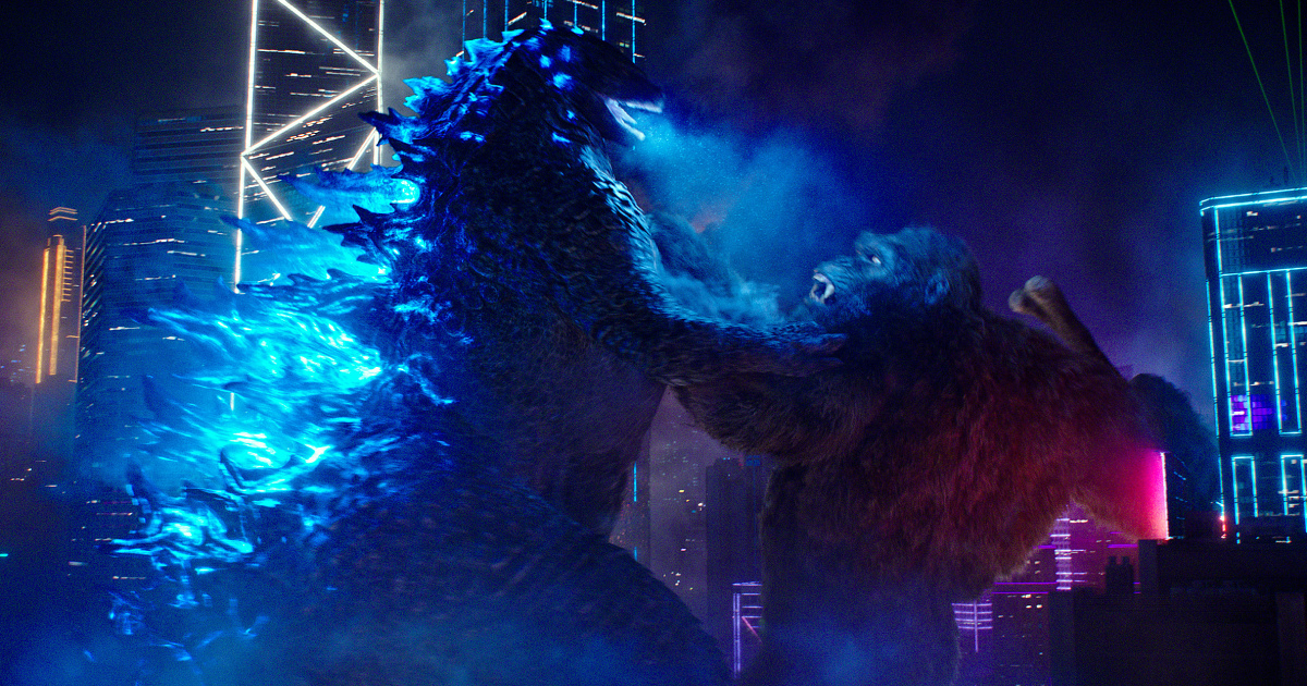 Godzilla Vs Kong Fighting 4K Ultra HD Mobile Wallpaper