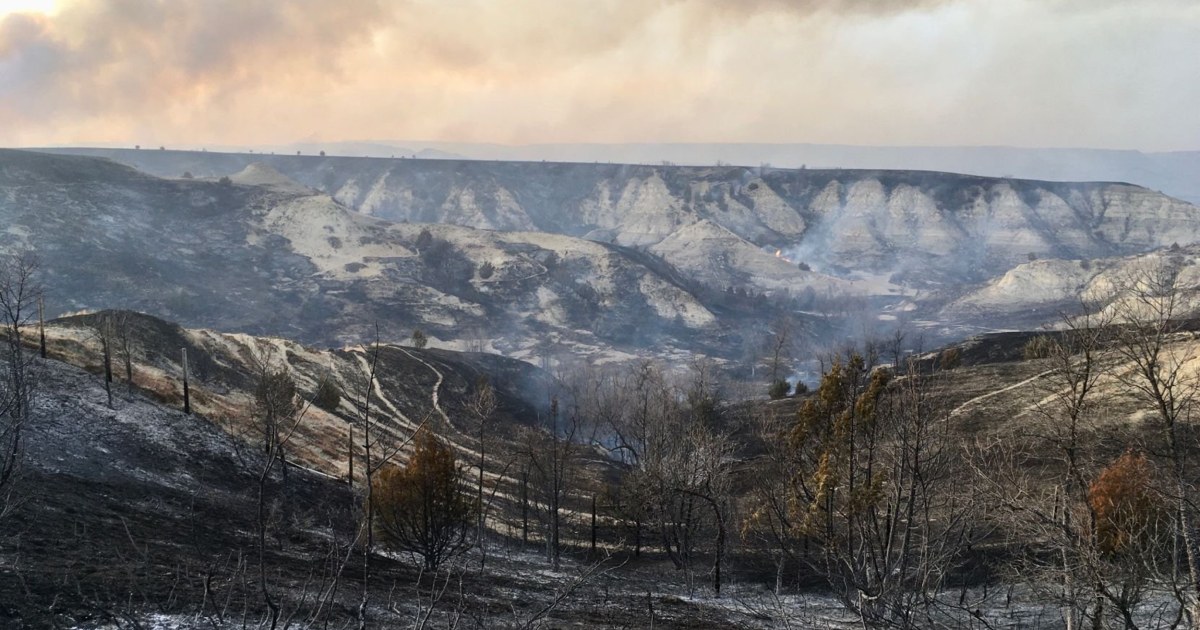 North Dakota tourist town evacuated because of wildfire