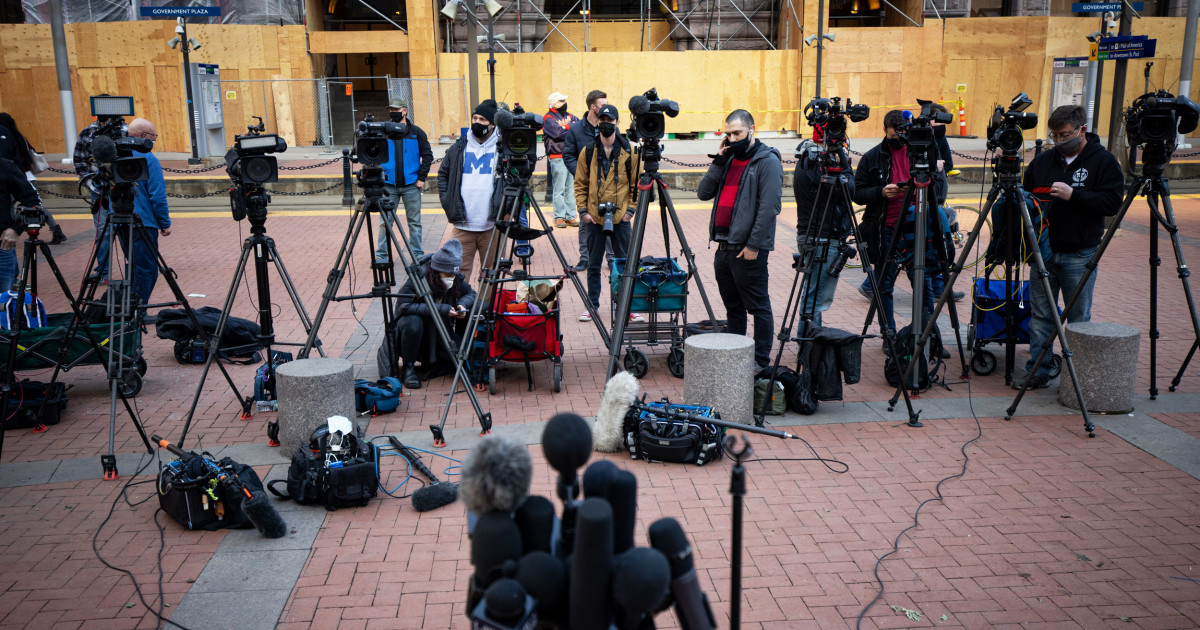 Derek Chauvin trial is another media spectacle that causes trauma ...