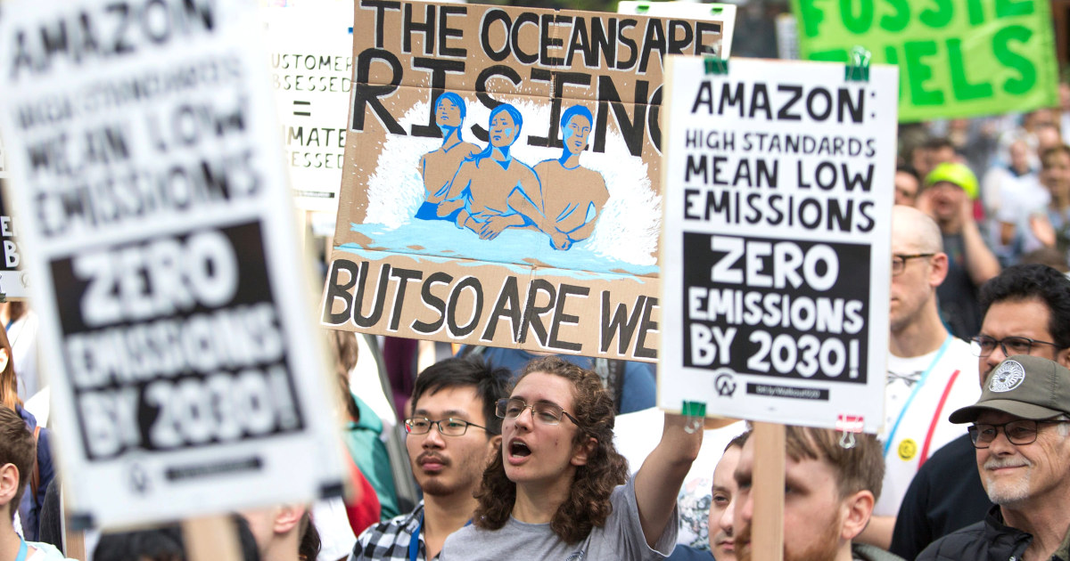 Hundreds of Amazon employees go public over company's communications ...