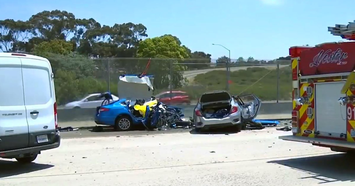 Married San Diego police detectives among three killed in head-on crash