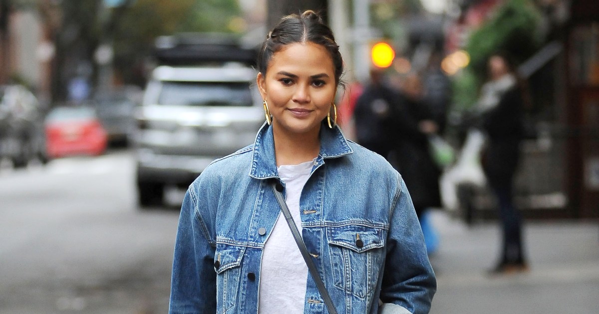 Chrissy Teigen’s bullying and regret fit a well-known pattern. Here’s why no one will stop it.