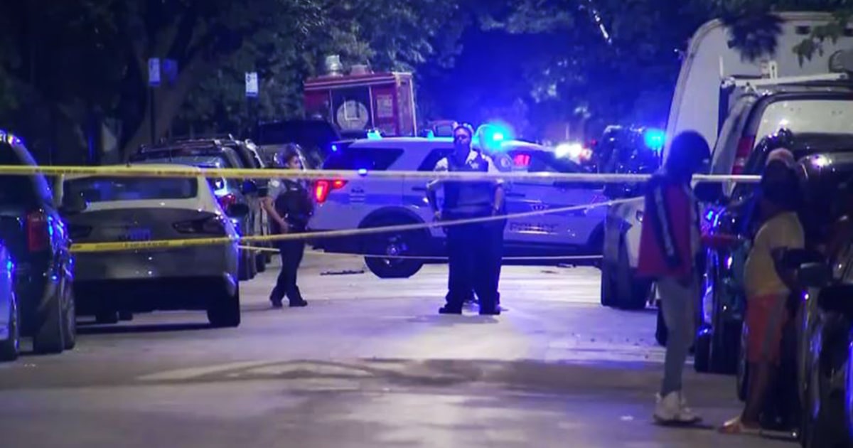 5 wounded in Chicago shooting hours after mass shooting kills 4
