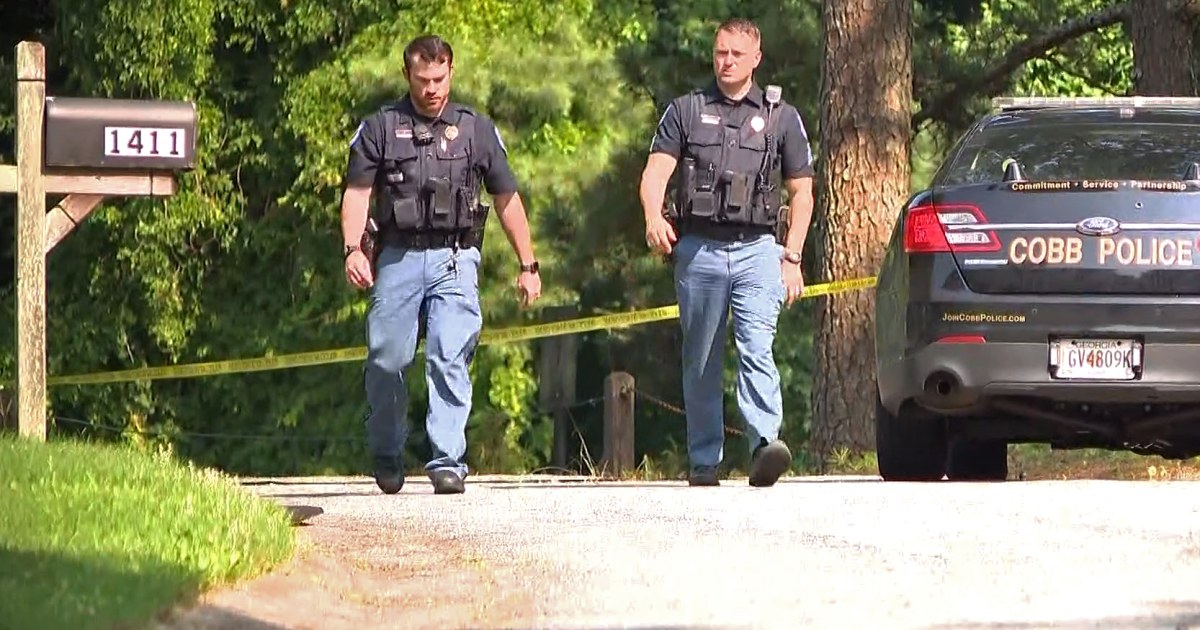 Suspect arrested in triple murder on golf course