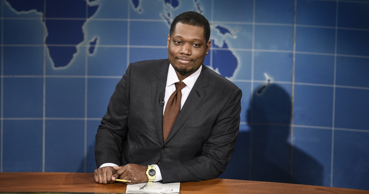 SNL's Michael Che promotes live show after Simone Biles controversy