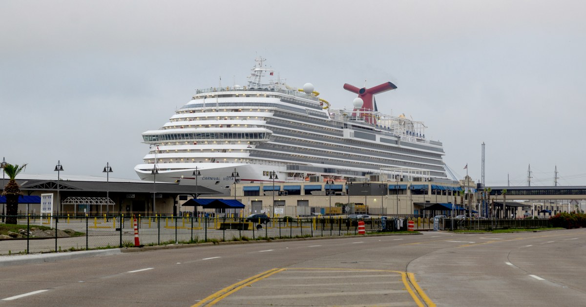 Carnival passenger dies after contracting Covid, the 1st death since