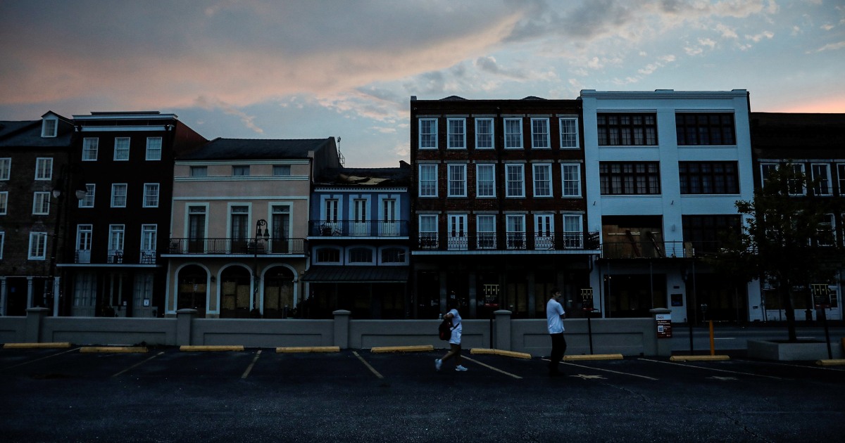 Slow return of power raises questions about a New Orleans plant that