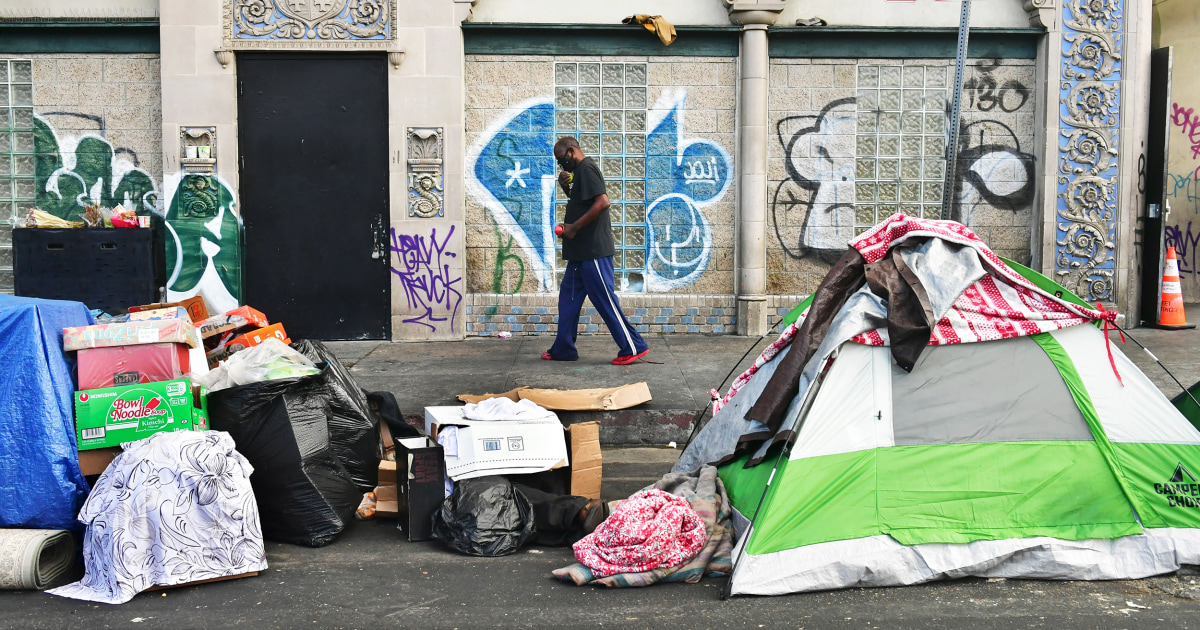 Appeals court overturns order to house homeless on L.A.'s skid row