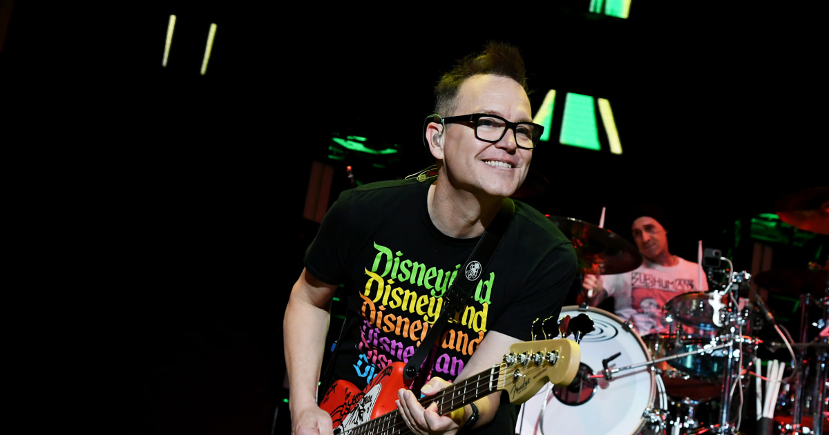 Blink-182 bassist and vocalist Mark Hoppus says he is 'cancer free' - NBC News