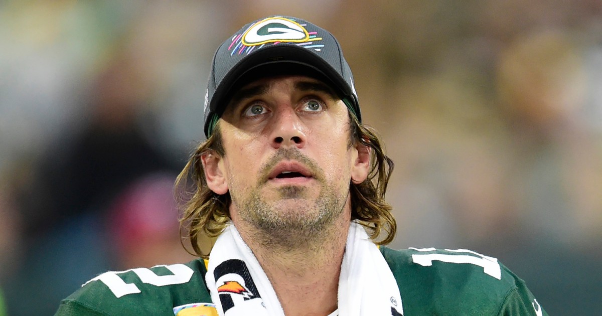 Aaron Rodgers takes 'responsibility' for vaccine comments