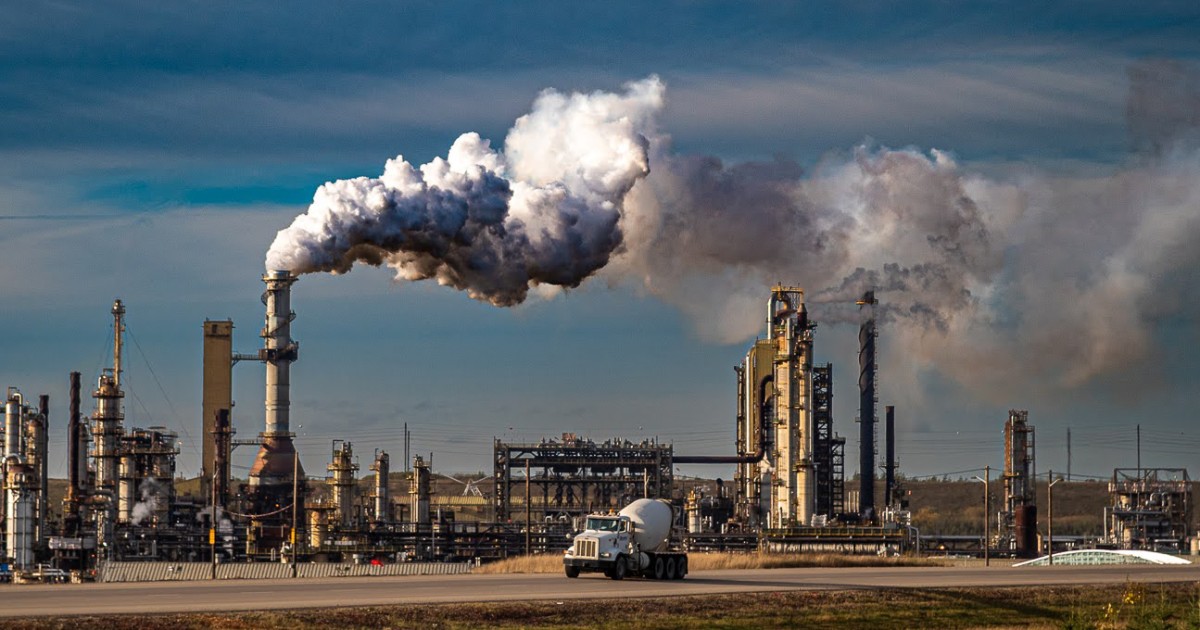 The companies’ energy-hungry extraction of the tar sands in Alberta has made the oil and gas sector Canada’s largest source of greenhouse gas emissions.