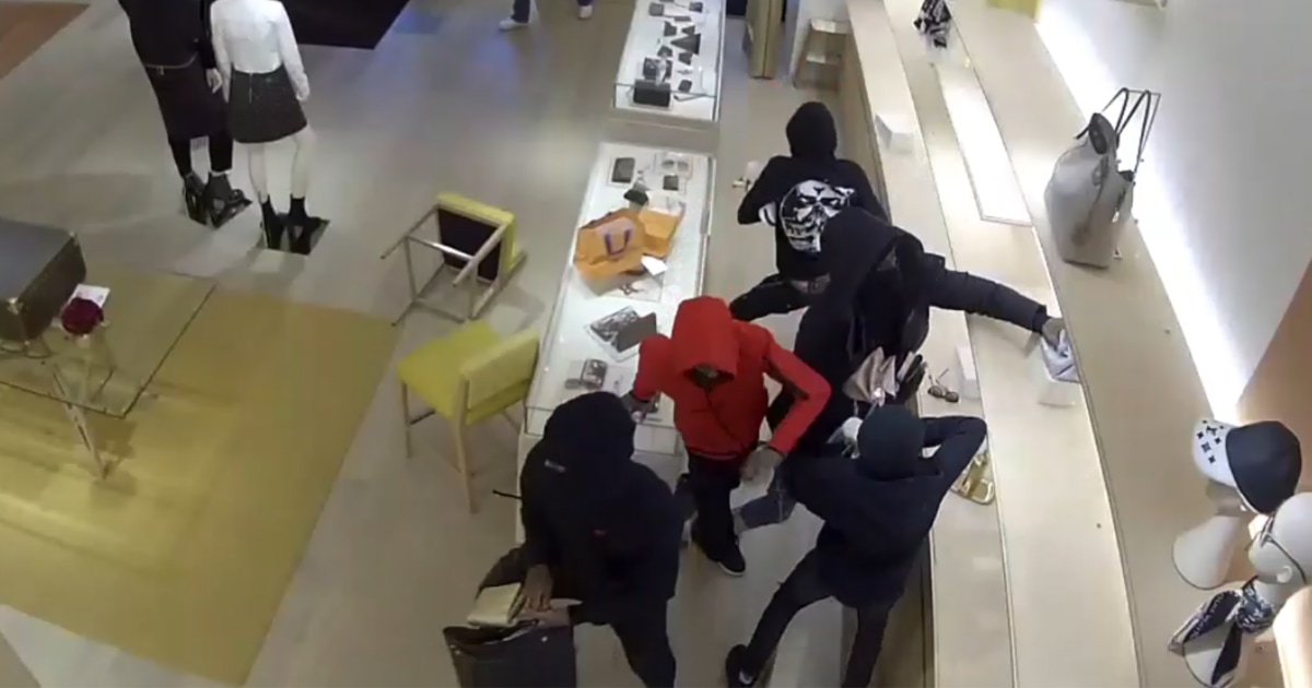 Dozens of People Ransacked Nordstrom in Smash-and-Grab Looting: Police