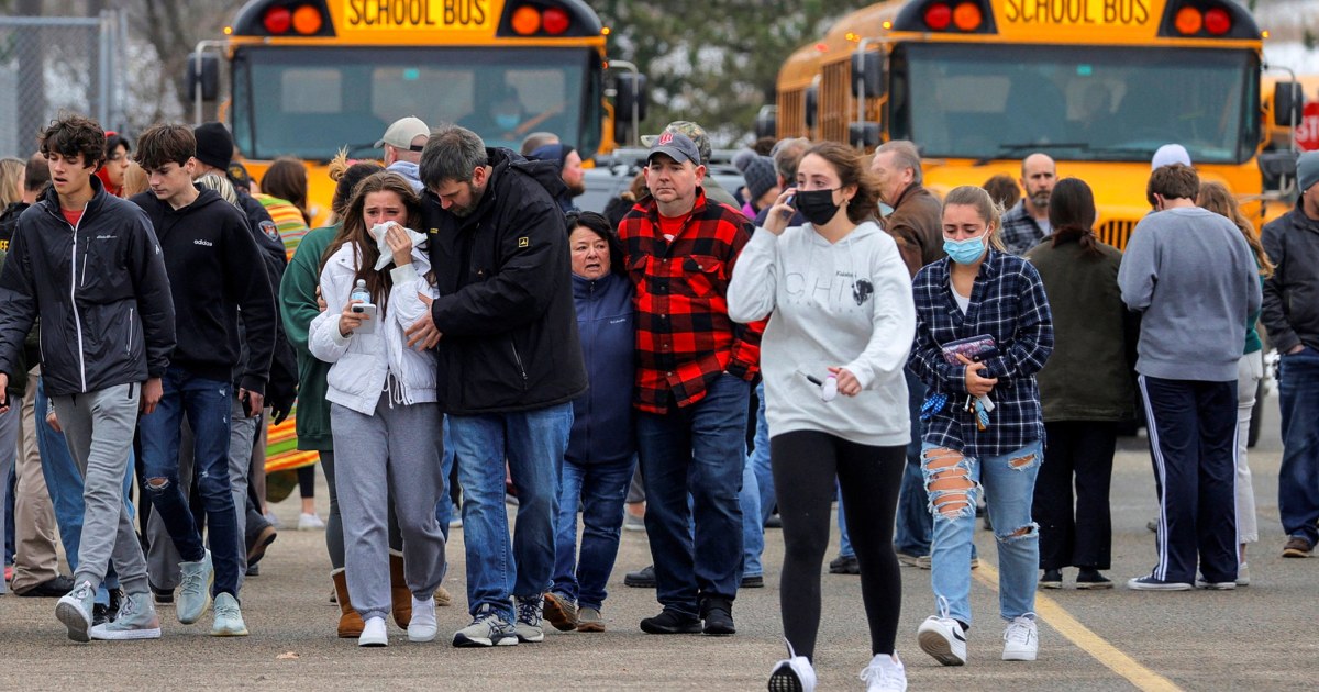 3 killed,8 injured in shooting at Oxford High School in Michigan