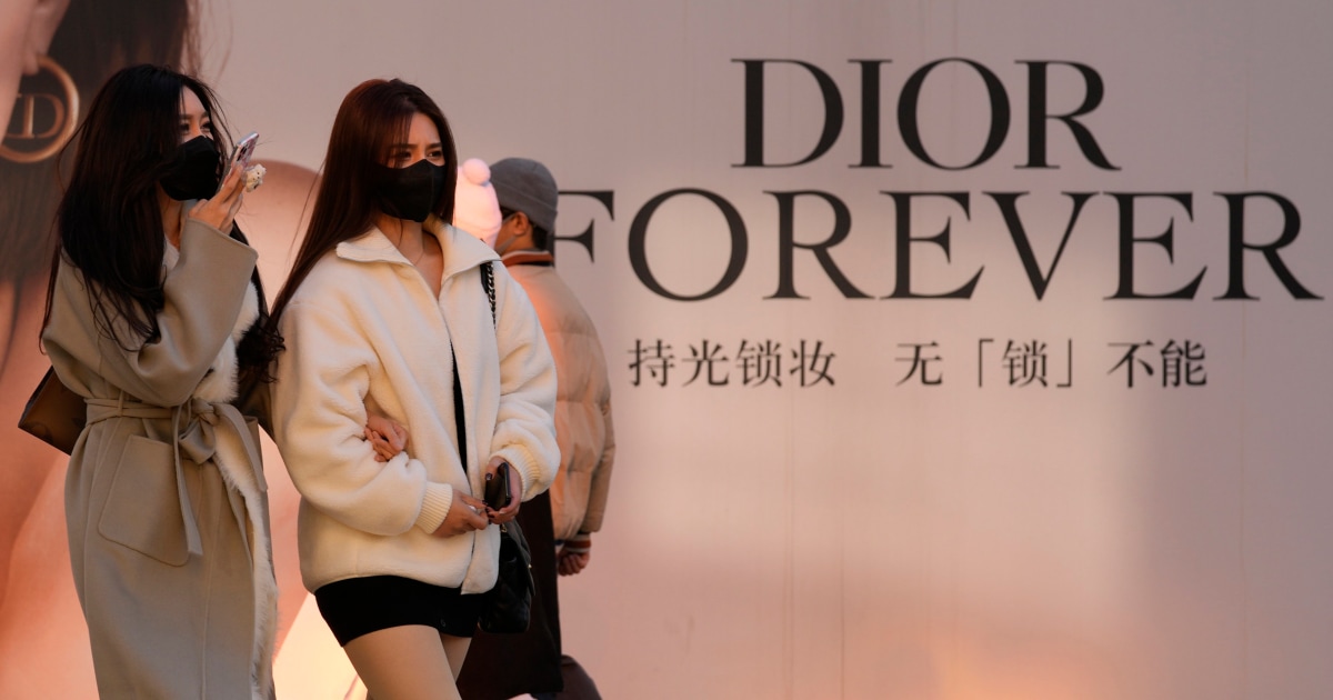 We respect Chinese peoples feelings Dior and fashion photographer  apologize for controversial photo