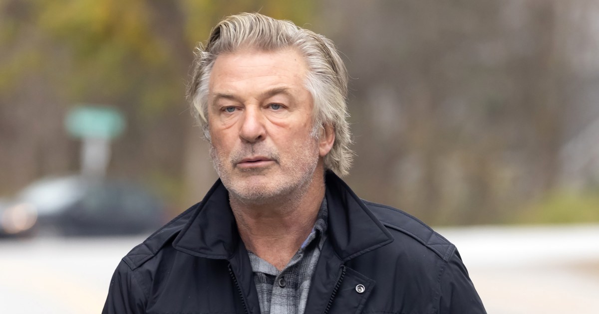 Alec Baldwin to be charged with manslaughter in deadly taking pictures on the set of ‘Rust,’ DA says