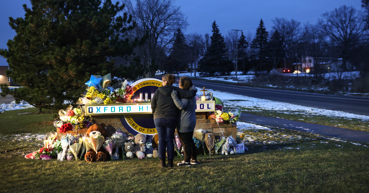 Man in video of students fleeing classroom window during shooting was ...