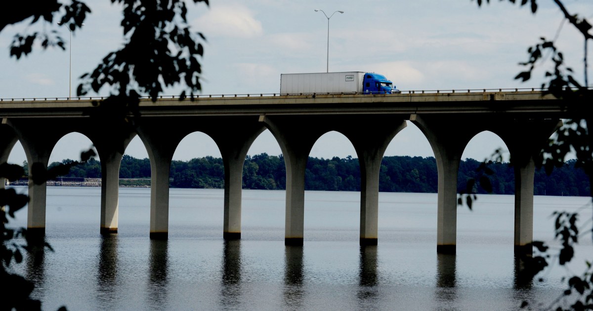 Louisiana woman accused of throwing kids in lake charged with murder